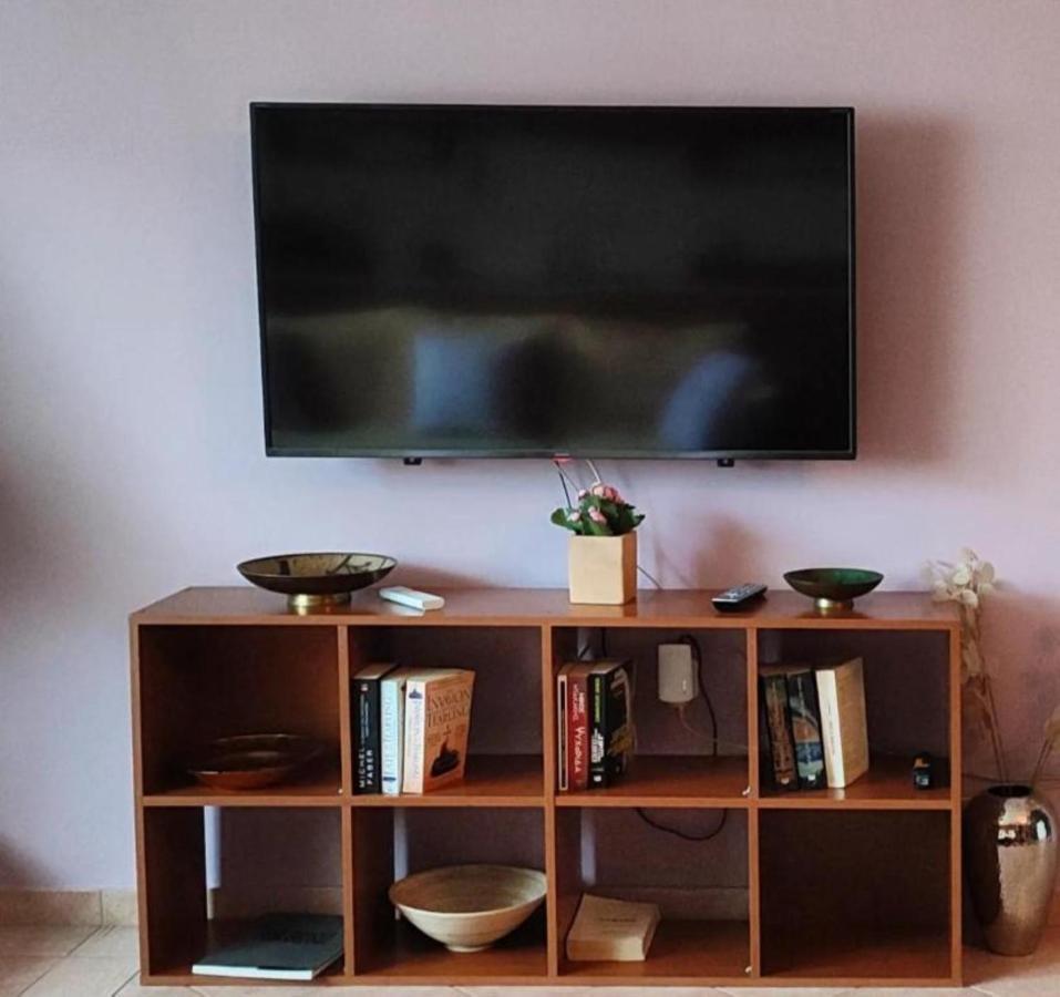 Secret Garden 76 Sq.M. Apartment Close To City Center Янина Экстерьер фото